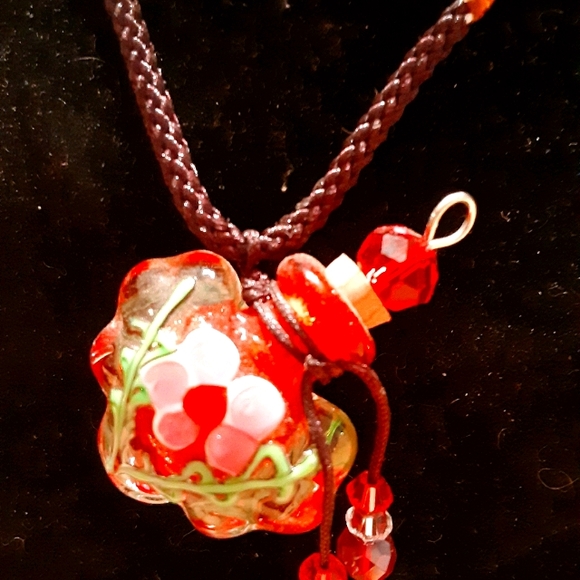 Murano Glass red flowered oil ashes urn bottle - Picture 1 of 2